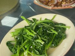 -盛得农家美食·无花果浸鸡·古法烧鸡·竹筒饭(白水寨森林海店)