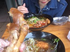 -华莱士·全鸡汉堡(湛江新华店)