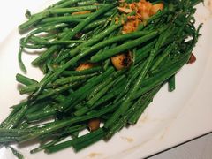 蒜蓉炒有机五指山野菜-闻见中国海南菜(K11店)