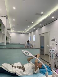 -蕾特恩专业祛痘·皮肤管理