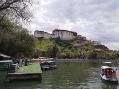 -平措康桑·和牛自助观景餐厅(布达拉宫店)
