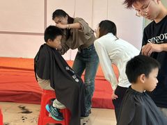 -首脑美容美发化妆美甲培训学校(龙岗校区)