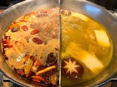 -湊湊火锅·茶憩(新中关购物中心店)