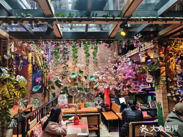 在路上酒吧(大理古城店)图片