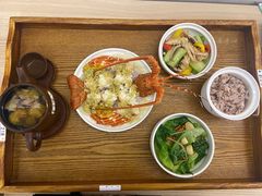 -雪梅月子中心(华侨城店)
