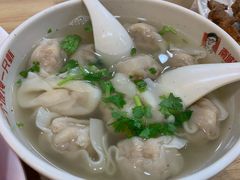 -南城香·饭香串香馄饨香(青年路店)