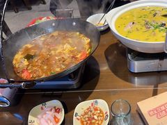 -富正毅三下锅·湘西韵味(天门山索道店)