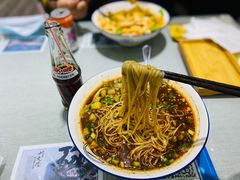 酸汤臊子面-大嘻咹biangbiang面(历史博物馆店)
