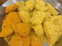 -BHC炸鸡(明洞总店)