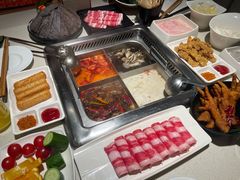 -海底捞火锅鲜切牛肉主题店(长寿路店)