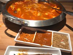 泡菜锅-炉小哥烤肉(朗悦公园茂店)