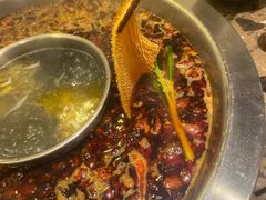-憨石匠鲜菜土火锅(昆都店)