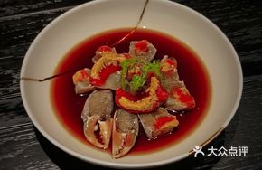 Fragrant Snow Wine-Infused Crab