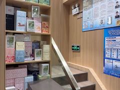 -霸王茶姬(南强街店)