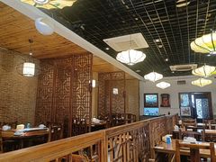 大堂-雪乡阁东北农家菜(颛桥约好休闲街店)