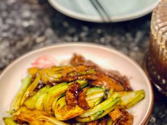 菜梗炒猪肝-菲乐餐厅(三十年经营·湖滨路店)