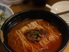 老重庆担担面-南小馆(迪士尼小镇店)