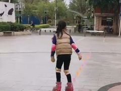 -悦动体能篮球羽毛球网球(三里河店)