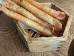 无锡春卷-蜜桃餐厅·伴山(湖滨商业街店)