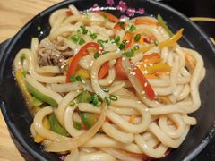 日式什锦炒乌冬面-大和食乐·鲜和牛酸汤火锅(环宇荟店)