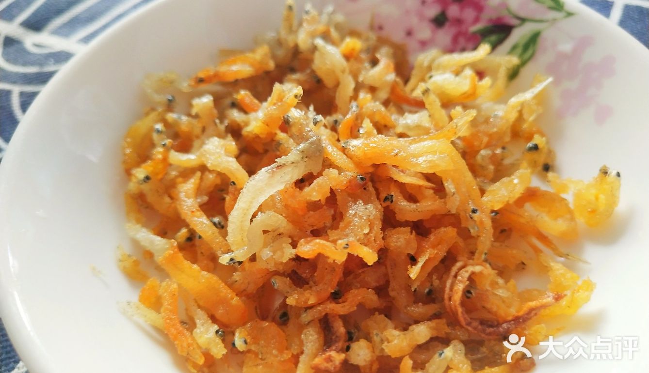 香煎小银鱼配白米粥，吃到停不下来！