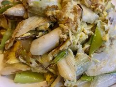 -闯关东东北农家菜(崂山石老人店)