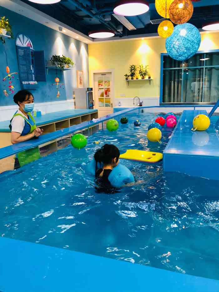 ucan精致婴童spa会所(长寿路巴黎春天店)-"阿姨态度非常好 比大华那家