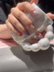 -丽心自助美甲美睫