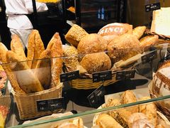 -星巴克(港汇1号办公楼店)