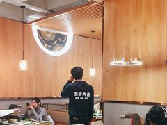 大堂-围炉肉舍丹东海鲜烤肉·烤活鳗(步行街店)