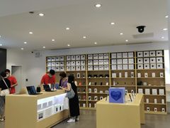 -华为授权体验店(万航渡路)