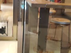 -顶东面包花园·生日蛋糕(世博店)