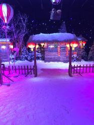 -圣名游乐城冰雪大世界