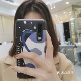 很久没有做头发了，上一次烫头发后变得太干燥了