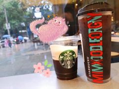 小杯气致冷萃咖啡-星巴克臻选(南京艾尚天地店)