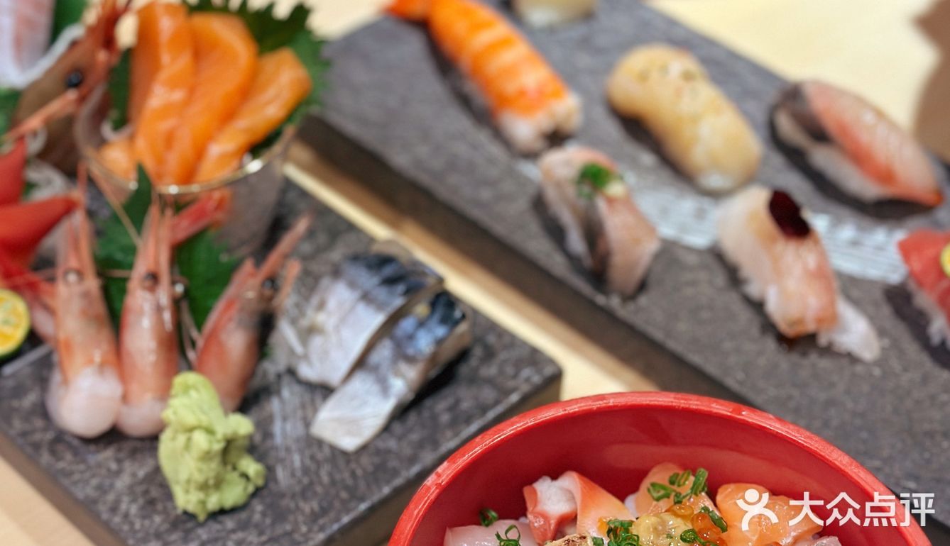 这碗什锦海鲜丼，是我反复去鹿来的理由‼️