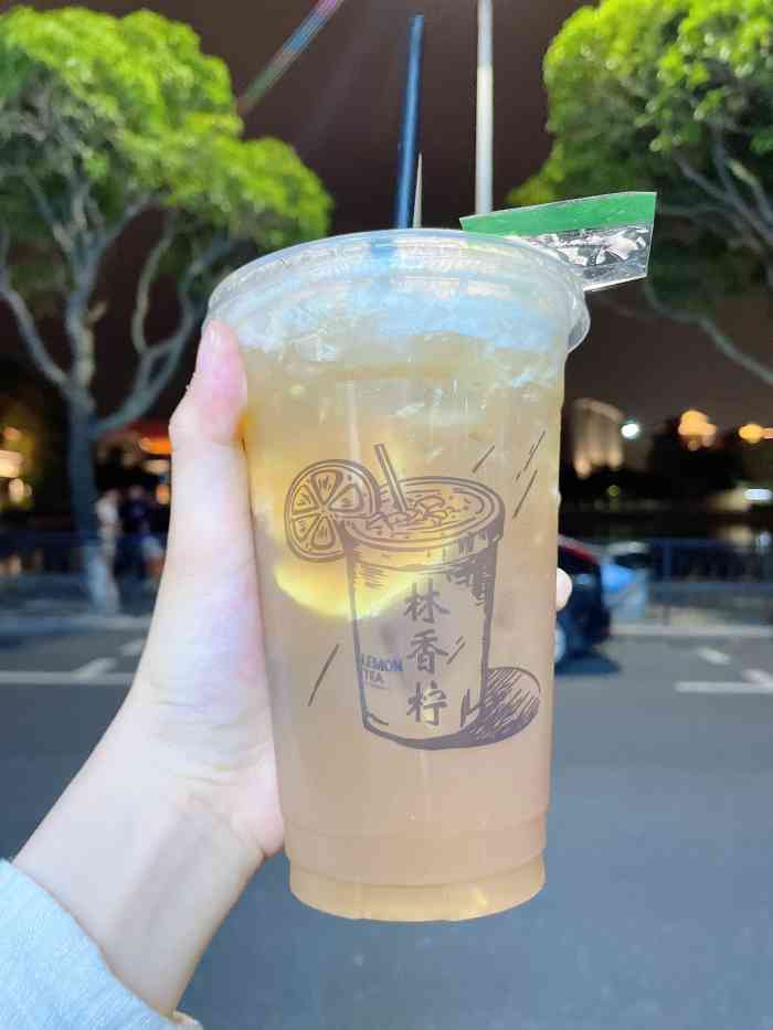 林香柠(钟楼店)-"闺蜜深夜投食 真爱无疑了!绿色是原谅绿,.