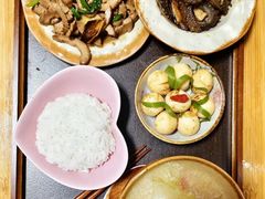 -臻爱住家月嫂育儿嫂(万达店)