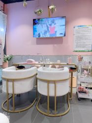 -花系美·美甲美睫精品店