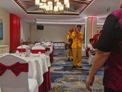 佛跳墙上菜仪式-聚春园自助餐厅(东街口店)