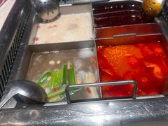 -海底捞火锅鲜切牛肉主题店(长寿路店)