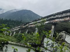 -四川汶川特大地震漩口中学遗址