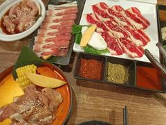 -山居屋炭火烧肉(厚街万达店)