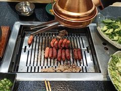 -臻牛烤肉