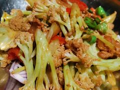 干锅有机花菜花菜-鑫小城故事·藕汤·家常菜(台北一路总店)