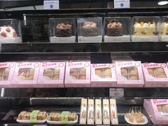 面包甜点陈列柜-仟吉KenGee(国贸360店)