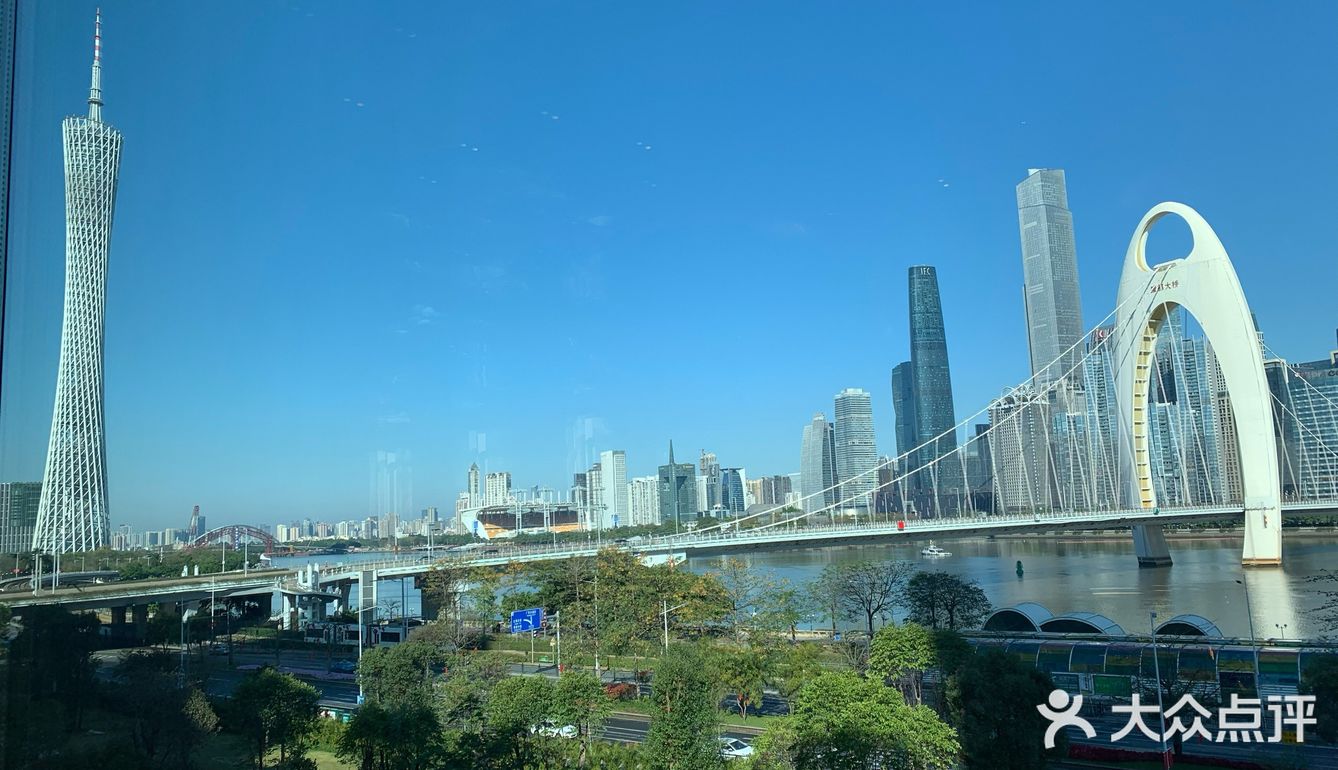窗边位茶位是25一位，不是窗边就15