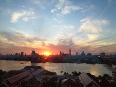 -阿瓦尼河滨曼谷酒店