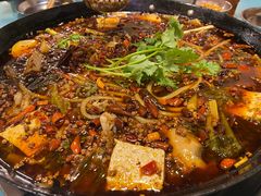 -鸿顺老铁锅美蛙鱼府(解放碑店)