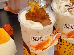 -沪上阿姨·臻选茶饮(上海环球港店)